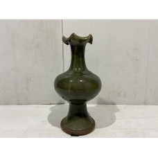 15043   Green vase   ***SOLD  10,11,2021  ***