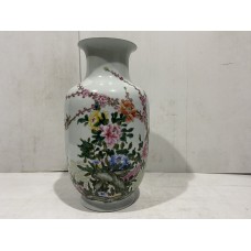 15047 Antique wu cai vase   ### SOLD ###