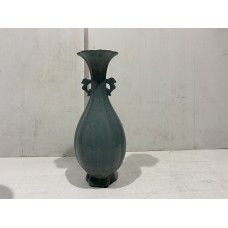 15049   Green vase