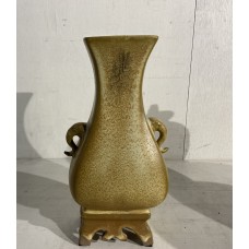 15037  Green vase   ***SOLD***